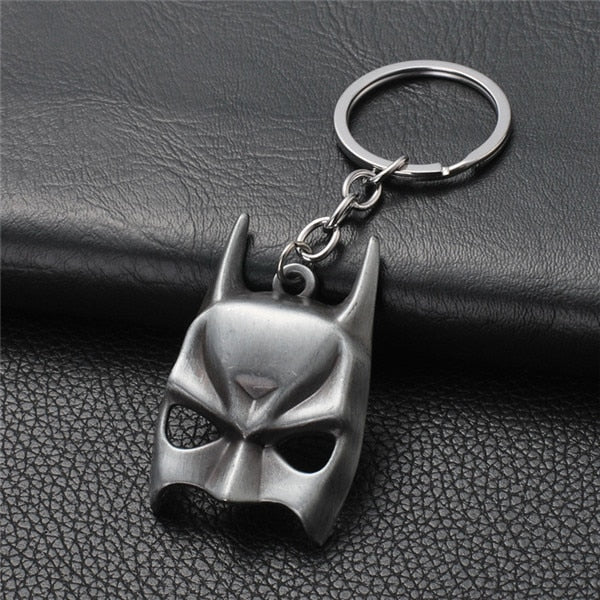 The Avengers Captain America Shield Spiderman Batman Keychain Toy Superhero Hulk Iron Man Marvel jewelry Metal Pendant Keychains