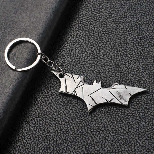 The Avengers Captain America Shield Spiderman Batman Keychain Toy Superhero Hulk Iron Man Marvel jewelry Metal Pendant Keychains